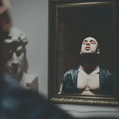 Man in Mirror
